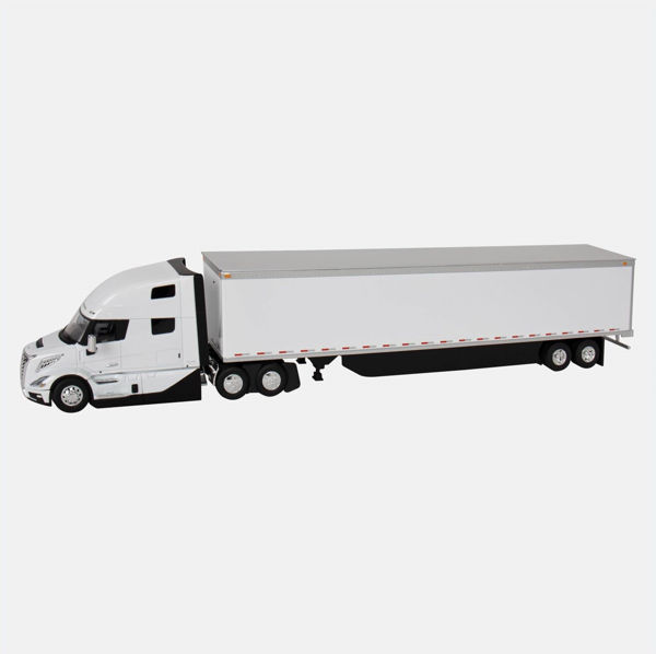 Picture of White Sleeper Cab/White Trailer